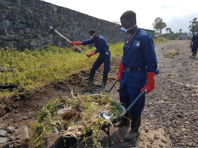 Des ouvriers de fonds social de la RDC au chantier &agrave; Goma 