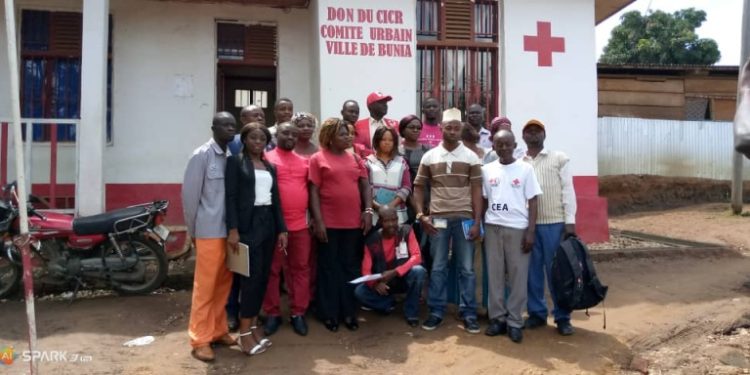 Ituri : 21 journalistes dont 6 femmes amis de la Croix-Rouge formés en secourisme du niveau un.