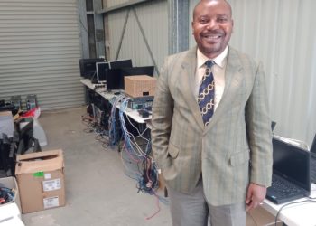 Sud-Kivu-Rentrée Académique : Les étudiants démunis des territoires et de Goma qui prendront leurs inscriptions avant le 21 Novembre, bénéficieront d’une bourse à l’UCU et ISTU à Uvira (Hon. Luc Mulimbalimba)