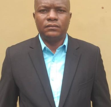 Budget 2020 : Le député national Misare Mugomberwa Claude dénonce une assemblée nationale muselée par la présidente Jeannine MABUNDA Budget 2020 : Le député national Misare Mugomberwa Claude dénonce une assemblée nationale muselée par la présidente Jeannine MABUNDA