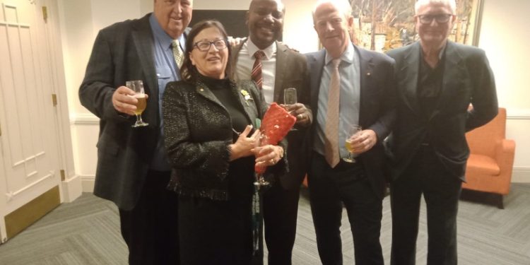 La bourse hon Luc Mulimbalimba reçoit le soutien de plusieurs organisations australiennes