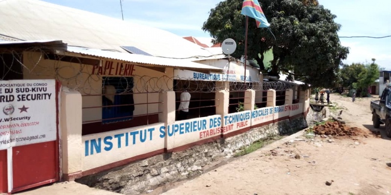 Sud-Kivu, Baraka : Apres des tensions des étudiants de l’ISTM-BARAKA, Moshi Mbokani prend l’intérim à la tête de cette institution Sud-Kivu, Baraka : Apres des tensions des étudiants de l’ISTM-BARAKA, Moshi Mbokani prend l’intérim à la tête de cette institution