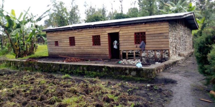 Concession de Muganzo : La Police Nationale Congolaise au Sud-Kivu joue-t-elle le jeu de l’oppresseur ? Concession de Muganzo : La Police Nationale Congolaise au Sud-Kivu joue-t-elle le jeu de l’oppresseur ?