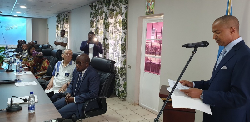 Lubumbashi : Dès quil sagit de rencontrer et parler avec les Congolais, je ne reculerai devant aucun danger aujourdhui comme demain. (Moïse Katumbi) Lubumbashi : Dès quil sagit de rencontrer et parler avec les Congolais, je ne reculerai devant aucun danger aujourdhui comme demain. (Moïse Katumbi)