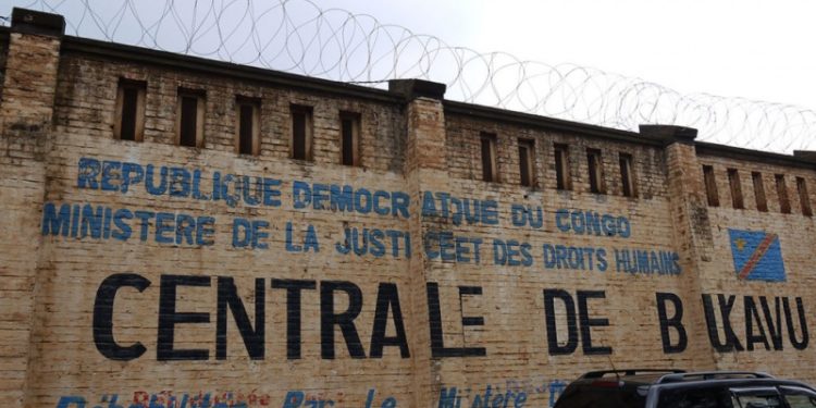 Covid-19 au Sud-Kivu : le gouvernement appelé à éviter les morts en cascade des prisonniers (Député Homer Bulakali).