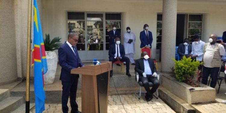 Covid-19 Sud-Kivu : Le Gouverneur de Province Théo NGWABIDJE Kasi confirme deux cas Positifs importés et appelle la population au calme