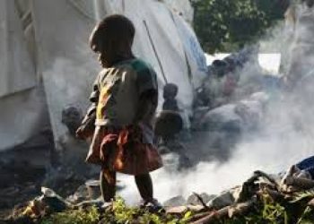 Uvira : Le MAPE demande au député Luc Mulimbalimba de prendre en charge les accouchements eutociques  et les soins des enfants de 0-5 ans.