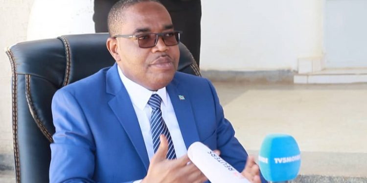 Sud-Kivu : Comme le contrat Jing Jung, les 100.000.000$ arrachés à la banque mondiale, étaient une démagogie du Gouverneur Théo Ngwabidje