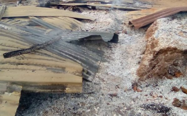 Ituri : Déplacement de la population suite aux tueries d’une Dizaine des civils a Idohu-Manjobe Ituri : Déplacement de la population suite aux tueries d’une Dizaine des civils a Idohu-Manjobe