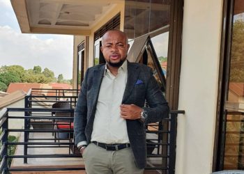 Sud-kivu : la coordination Est de la jeunesse de l’UNC décore Franck Mwaka “Cadre en or”