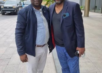RDC : Jonas Kasimba encouragé par le journaliste Alain Foka pour son implication active dans l’encadrement de la jeunesse
