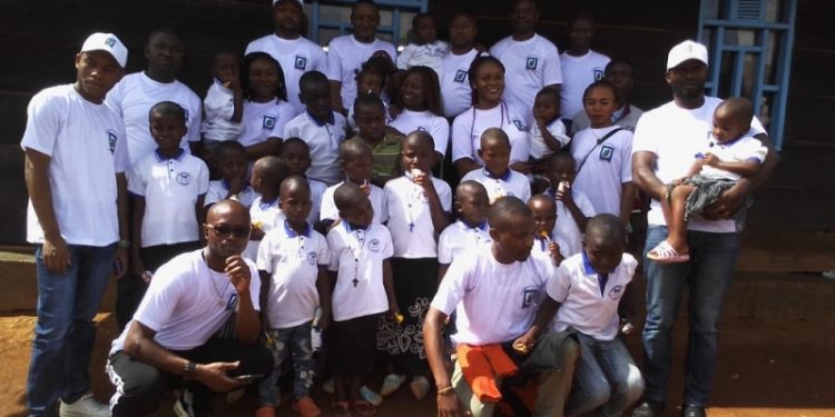 BUTEMBO : journée internationale du travail, les travailleurs de la Cadeco assistent les orphelins BUTEMBO : journée internationale du travail, les travailleurs de la Cadeco assistent les orphelins