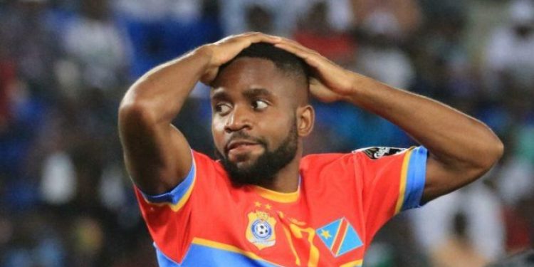 La CAF maintient le carton rouge de Bakambu contre la Mauritanie