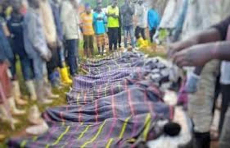 Nord-Kivu en deuil autour du feu : La population réclame la fin de la guerre et demande justice pour les victimes Nord-Kivu en deuil autour du feu : La population réclame la fin de la guerre et demande justice pour les victimes