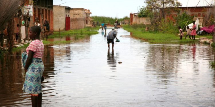 Fizi: plus de 5 000 maisons détruites par les eaux débordantes du lac Tanganyika Fizi: plus de 5 000 maisons détruites par les eaux débordantes du lac Tanganyika