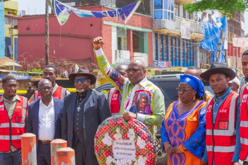 Sud-Kivu : le candidat Gouverneur, Didier KAMERHE, sur les pas de Monseigneur Christophe Muzihirwa. Sud-Kivu : le candidat Gouverneur, Didier KAMERHE, sur les pas de Monseigneur Christophe Muzihirwa.