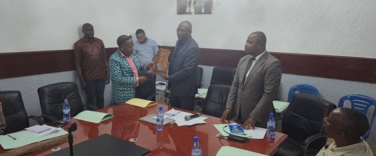 Sud-Kivu : Le Candidat Gouverneur, Didier KAMERHE obtient le soutien du Barza intercommunautaire Sud-Kivu : Le Candidat Gouverneur, Didier KAMERHE obtient le soutien du Barza intercommunautaire