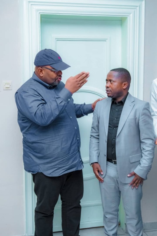RDC : Le député Jackson Kalimba félicite Aimé Boji Sangara pour sa reconduction au ministère du budget RDC : Le député Jackson Kalimba félicite Aimé Boji Sangara pour sa reconduction au ministère du budget