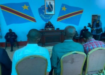 Kinshasa : Il faut protéger les chauffeurs de taxi contre les criminels la nuit (police et ACCO)