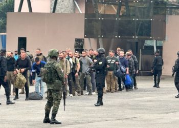 Mercenaires en déroute : la capitulation controversée des instructeurs Européens à Goma