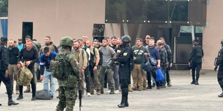 Mercenaires en déroute : la capitulation controversée des instructeurs Européens à Goma