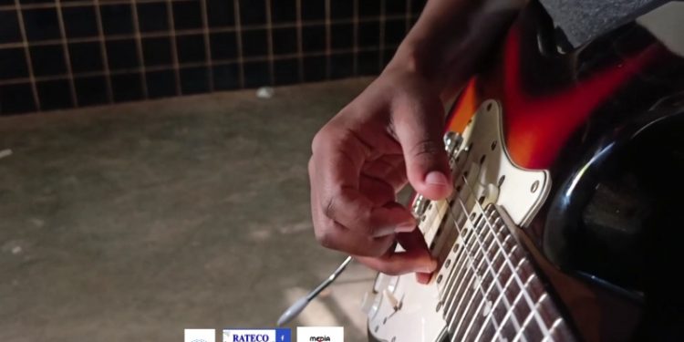 Bukavu: lart en sourdine, la crise étouffe la créativité artistique. Bukavu: lart en sourdine, la crise étouffe la créativité artistique.