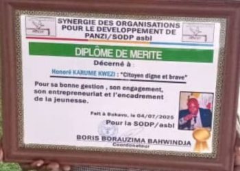Bukavu : M. Honoré Karume Kwezi primé pour son engagement en faveur de la jeunesse et de lemploi.