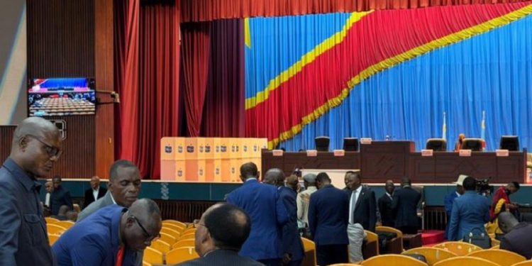 RDC : lUnion Sacrée appelle ses députés à rejeter la motion contre Jacquemin Shabani, en attendant un remaniement